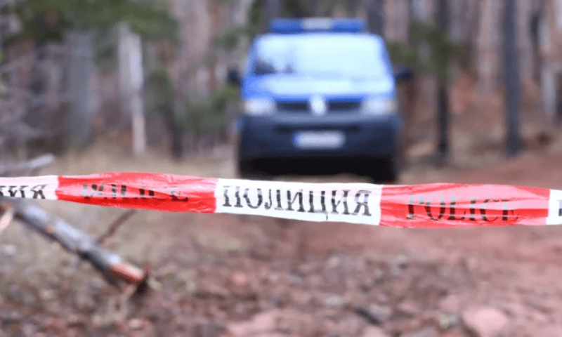 Мъж откри човешки кости в пещера във Врачанско съобщиха от