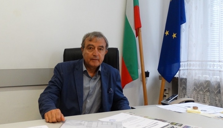 Доктор Савков от Лом стана дядо на близнаци научи агенция