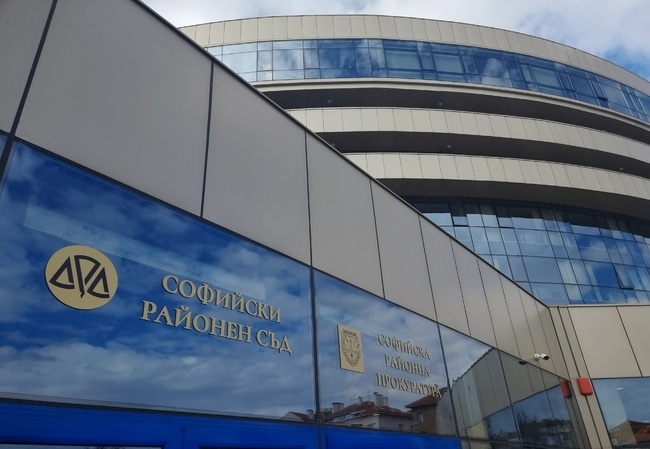 Софийската районна прокуратура прекрати делото за гражданството на Кирил Петков