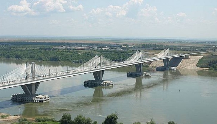 Днес се навършват 10 години от откриването на Дунав мост