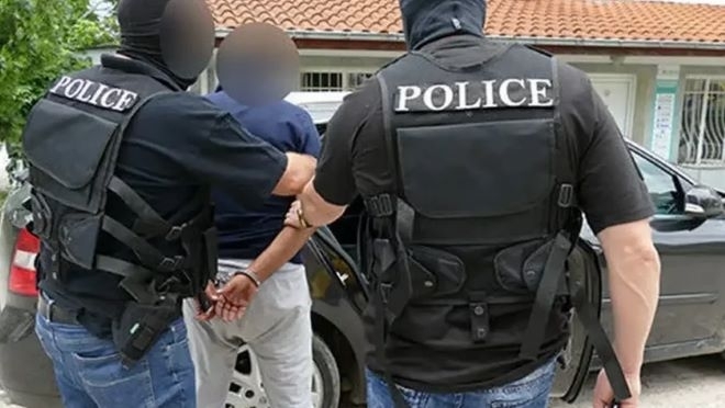 Шокиращо разкритие: Собственик на детски център в Бургас дрогира майки, за да спи с тях