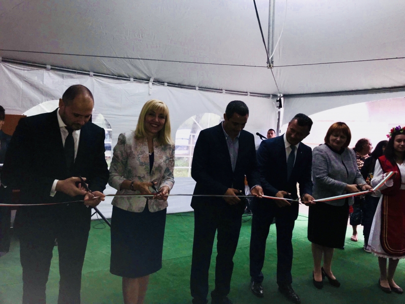 Народните представители инж Петя Аврамова и Красен Кръстев заедно с