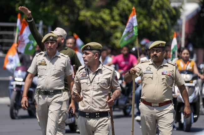 Индийската полиция арестува четирима души по обвинения в организиране на