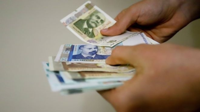 Минималната заплата да не се се вдига ако има отчетен