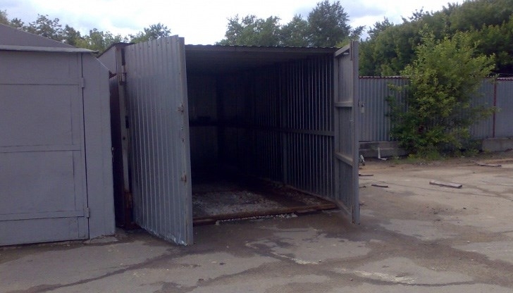 Хванали са апаш обрал гараж във врачанско село съобщиха от