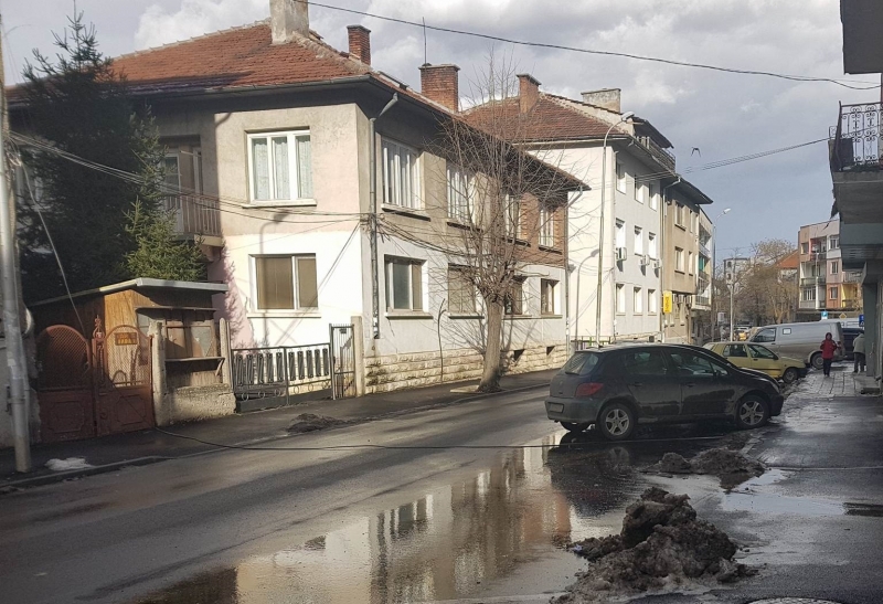 Репатриращият автомобил на общинското предприятие Паркинги и гаражи е сътворил