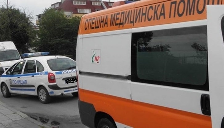 Баба е в болница след като е била пометена от