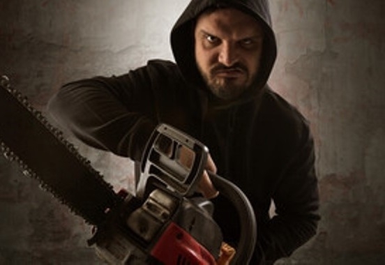 Със заповед за задържане до 24 часа от полицейски служители