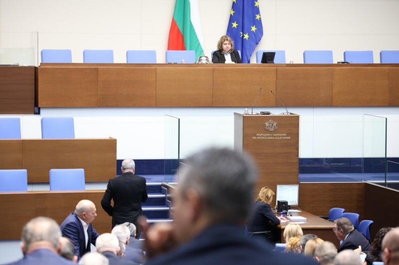 Остри реплики между управляващи и опозиция и искане на оставката