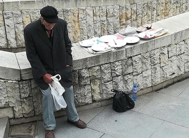 Историята на възрастен човек от Пловдив успя да трогне хиляди