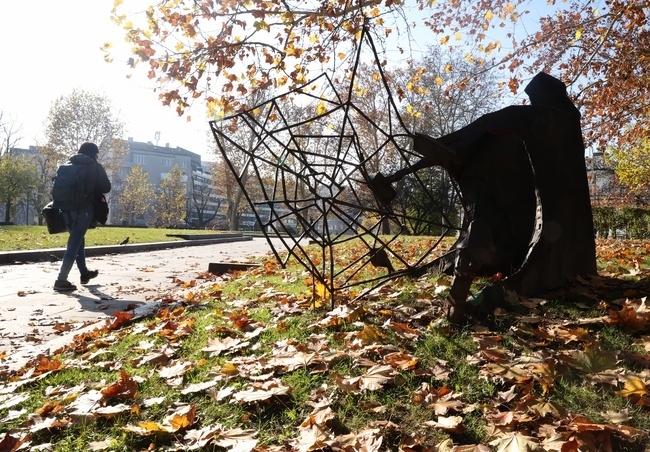 Днес ще бъде слънчево и по топло Временни увеличения на облачността