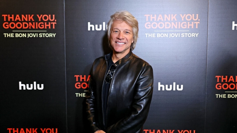 Рок звездата Джон Бон Джоуви убеди непозната жена да не