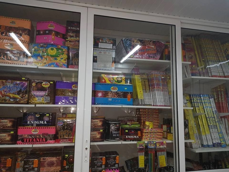 Ченгета разкриха незаконна търговия с пиратки в магазин в Козлодуй