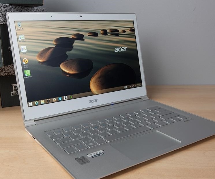 Разсеяна врачанка снощи забравила лаптопа си в заведение в центъра