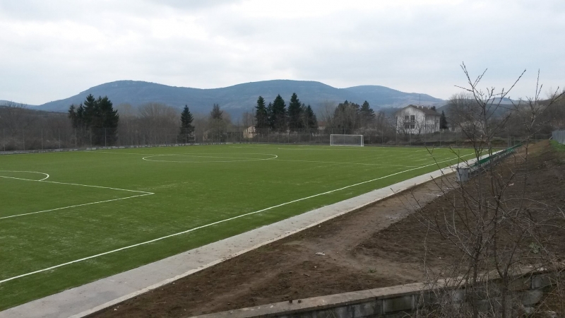 Треньор по футбол от Врачаснко олекна с 1 000 лева