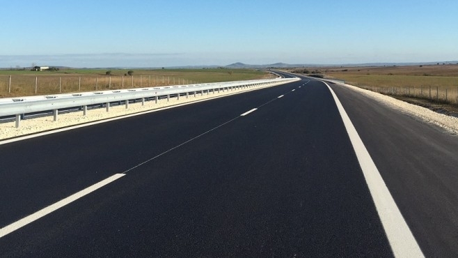 ІІ СЪСТОЯНИЕ НА АВТОМАГИСТРАЛИТЕ АМ Тракия Област София Движението при