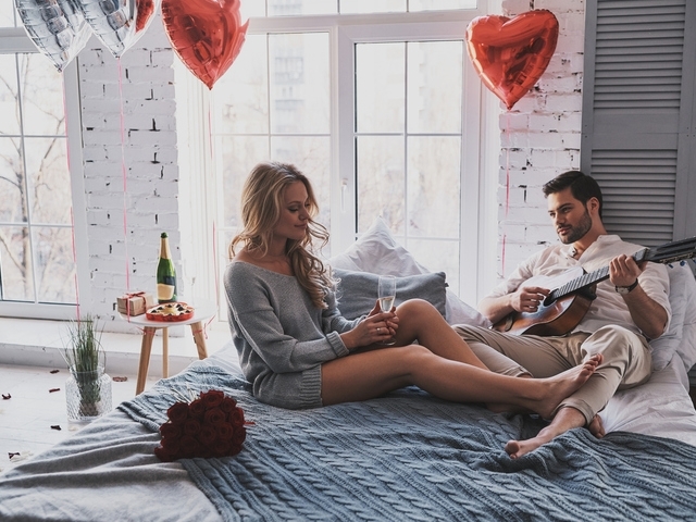 Всички сме чували твърдението че с времето страстта във връзката