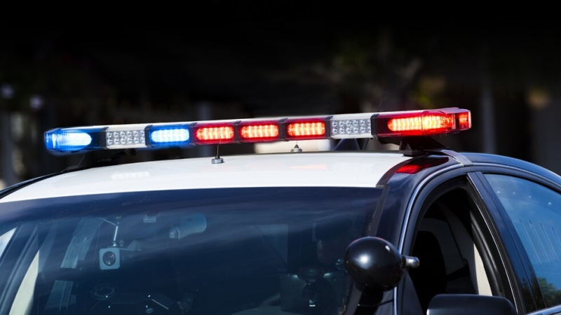 Четирима души загинаха а други шестима бяха ранени докато гледали