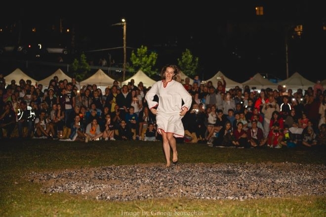 Нестинарски и сурвакарски танци бяха кулминацията на втория ден от