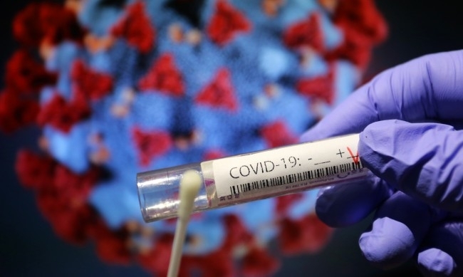 Налагат нови ограничения заради коронавируса в Чехия съобщават здравните власти