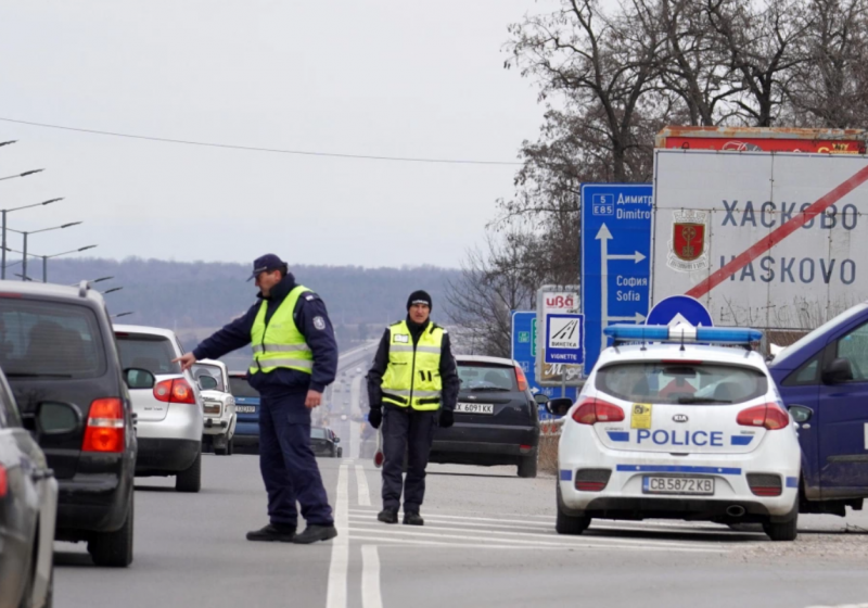 Полицаи блокираха Хасково след стрелба по местен бизнесмен /снимки/