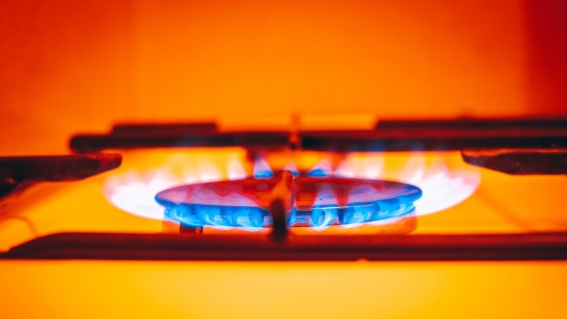 Основните потребители на природен газ са търговските дружества от сектор