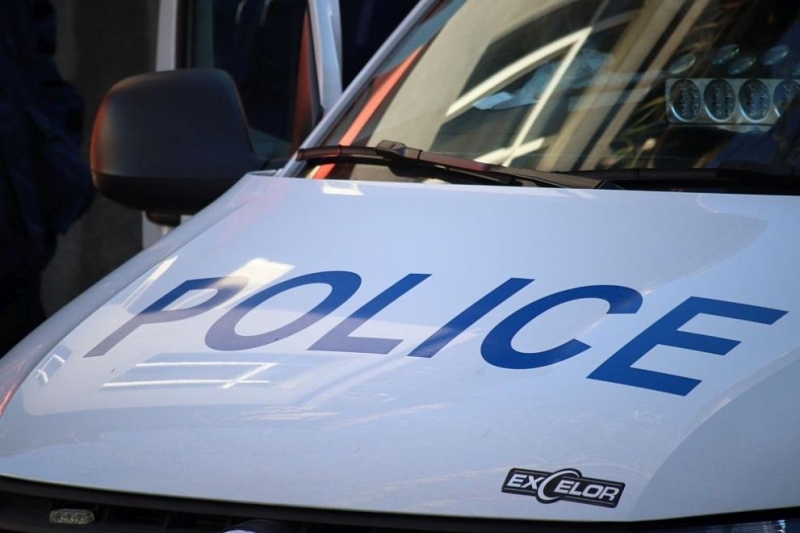 Шофьор без книжка се опита да подкупи полицаи в Долни Дъбник, съобщиха
