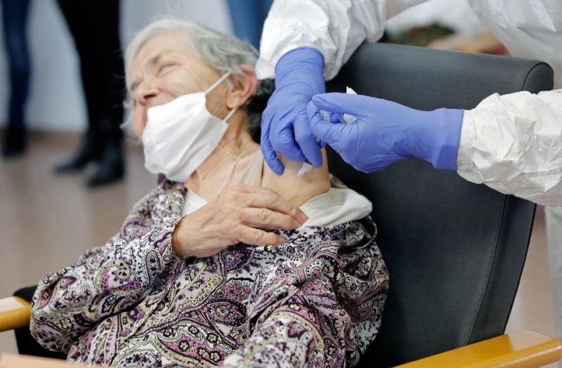 Близо 38 от всички приложени втори бустерни ваксини срещу COVID 19