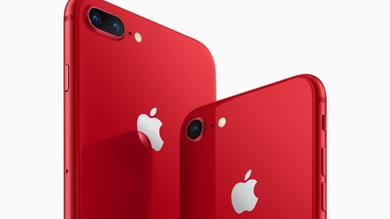 В петък, 13 април, Apple пусна в продажба iPhone 8