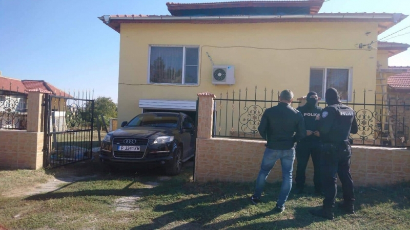 Общо 300 000 лв са откраднали от жертвите си телефонните измамници