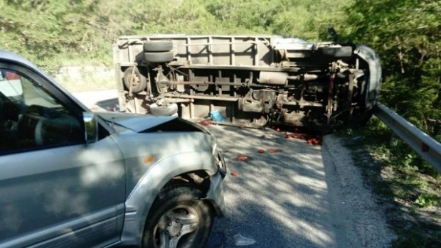 Мъж загина при тежка катастрофа на пътя за Банско съобщи