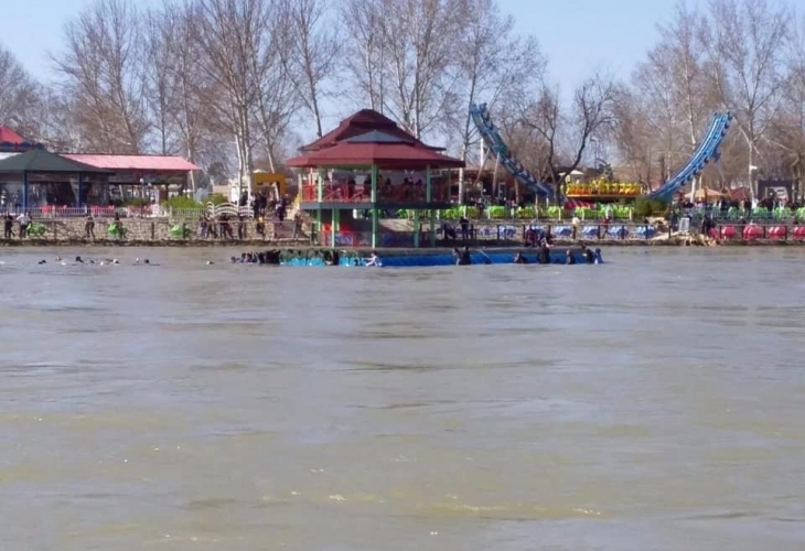 Ферибот потъна поради претоварване в река Тигър, близо до иракския