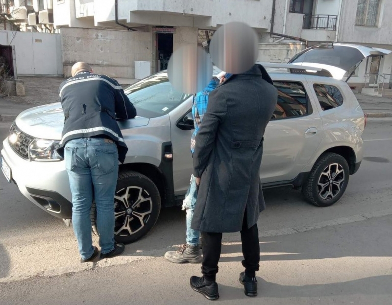 Проверка на служители от звено Инспекторат към Община Враца и