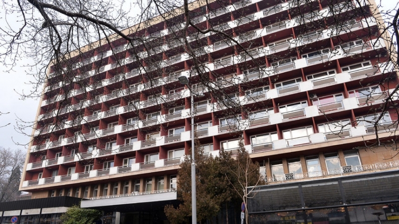 Издирваният от Интерпол Евелин Банев Брендо е купил хотел