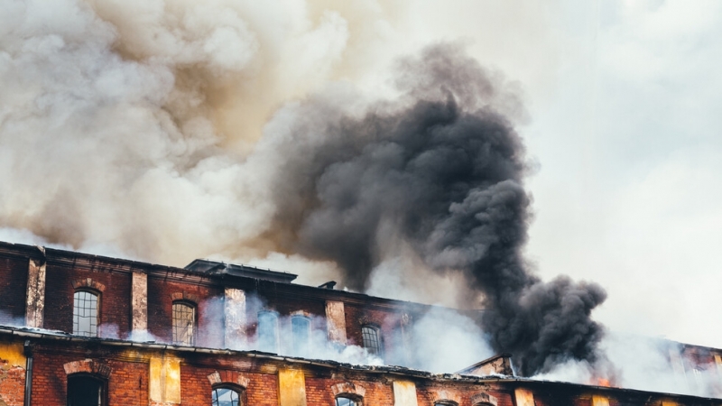 Трима души са загинали а девет са ранени при експлозия