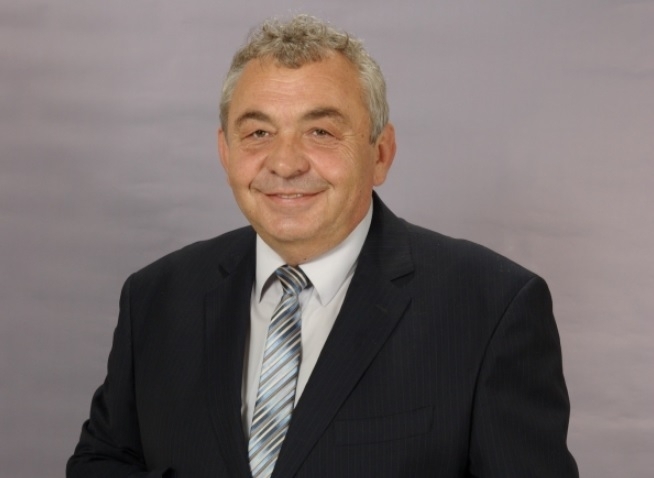 Досегашният кмет на община Бойчиновци Светлин Сретениев издигнат за четвърти