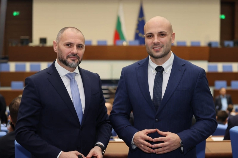 В деня на едно от най очакваните футболни събития в