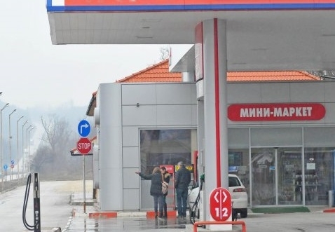 Чужденец е обрал бензиностанция във Врачанско, съобщиха от областната дирекция