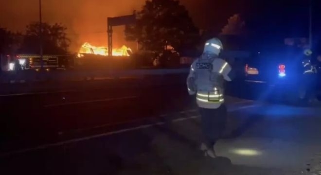 Десетки загинаха след взрив на складове под Буча