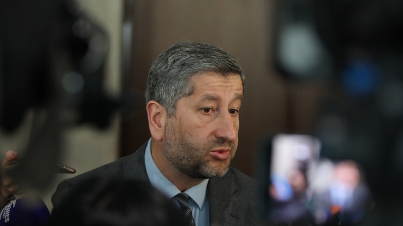 Депутатите гласуваха прекратяването на правомощията на Христо Иванов Той подаде