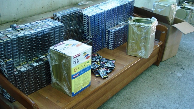 Митничари са хванали голямо количество незаконни цигари на в района