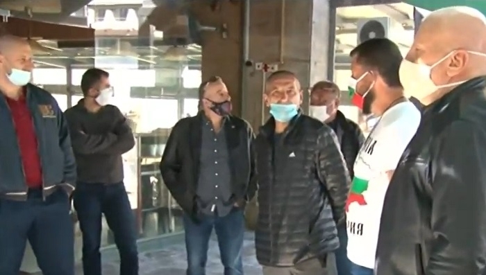 Собственици на питейни заведения излязоха на протест Браншът настоява при