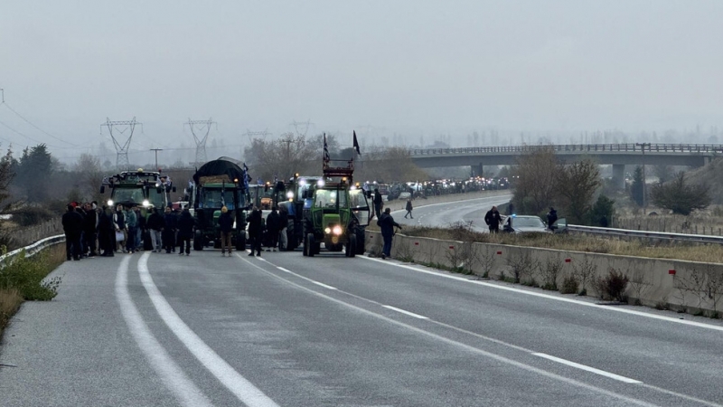 Протестът на гръцките фермери продължава във всички точки на южната