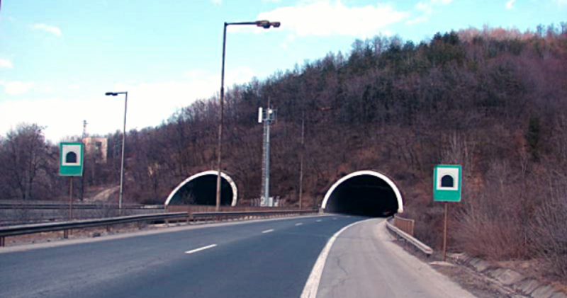 Подписани са договорите за изработването на технически проекти при предстоящите