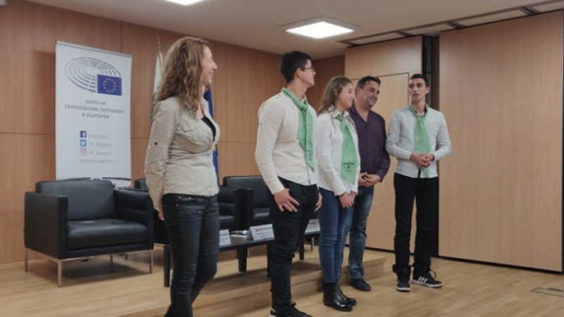 След като СУ Иван Вазов Мездра се класира на първо