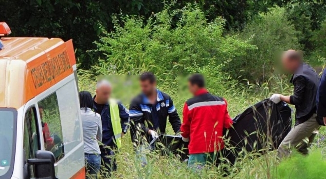 Момче е било намерено мъртво в дома си в шуменското