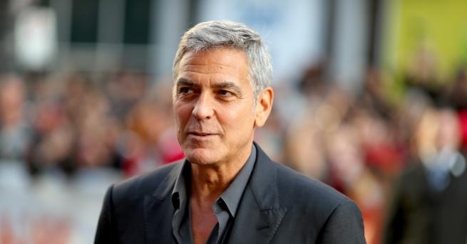 Актьорът Джордж Клуни е бил ранен при катастрофа на остров Сардиня 57 годишният Клуни е пътувал