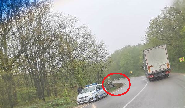 Ауди катастрофира на международния път Е 79 между Монтана и Видин научи