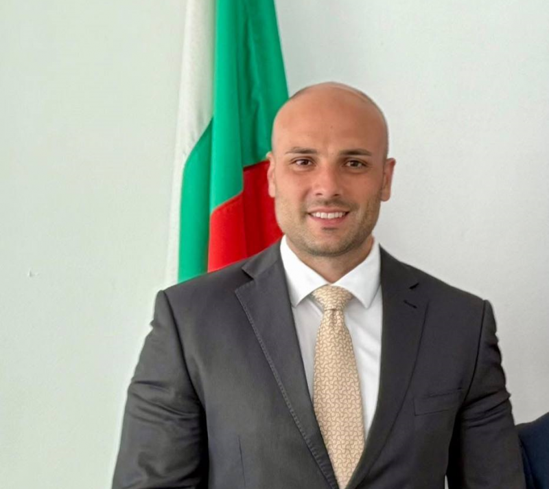 По повод Деня на родилната помощ – Бабинден народният представител