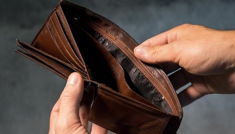 В 17 области равнището на безработица е над средното за